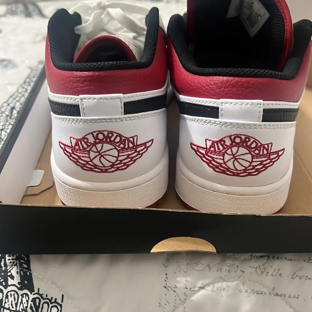 Jordan 1 low gym red white size 10 - Picture 4 of 6